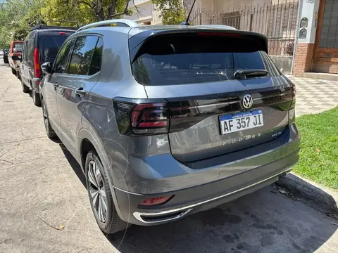 Volkswagen T-Cross Highline 200 TSi usado (2022) color Gris financiado en cuotas(anticipo $17.000.000 cuotas desde $360.000)