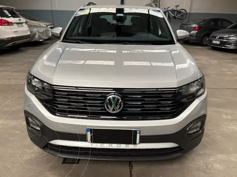 Volkswagen T-Cross 170 TSi usado (2024) color Plata financiado en cuotas(anticipo $9.000.000 cuotas desde $360.000)