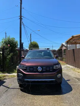 Volkswagen T-Cross 1.6L Comfortline usado (2022) color Rojo Carmesi precio $13.800.000