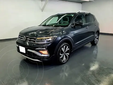 Volkswagen T-Cross Highline usado (2022) color Azul Metalico precio $365,000