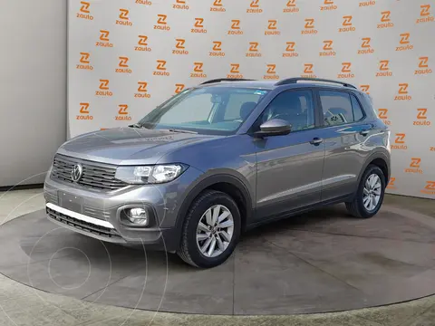 Volkswagen T-Cross Trendline usado (2024) color Gris financiado en mensualidades(enganche $85,800 mensualidades desde $10,314)