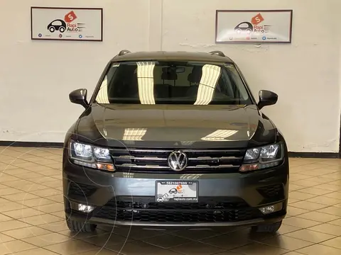 Volkswagen T-Cross Trendline Aut usado (2020) color Gris financiado en mensualidades(enganche $84,672 mensualidades desde $10,861)