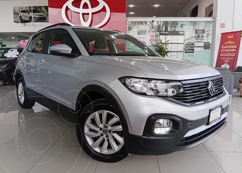 Volkswagen T-Cross Trendline usado (2023) color plateado financiado en mensualidades(enganche $133,760 mensualidades desde $5,746)