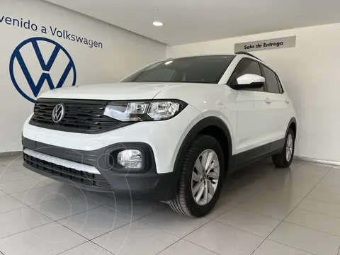 foto Volkswagen T-Cross Trendline usado (2022) color Blanco precio $400,000