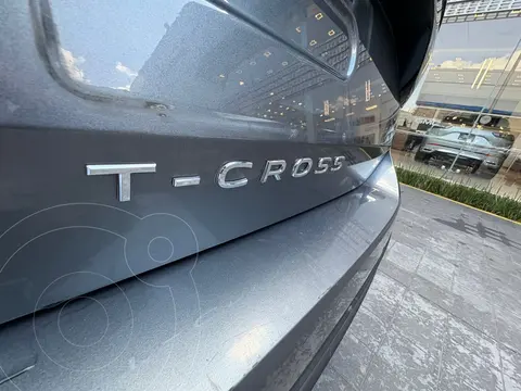 Volkswagen T-Cross Trendline usado (2023) color Gris precio $326,500