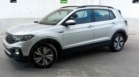 Volkswagen T-Cross Comfortline Aut usado (2020) color Plata precio $295,000