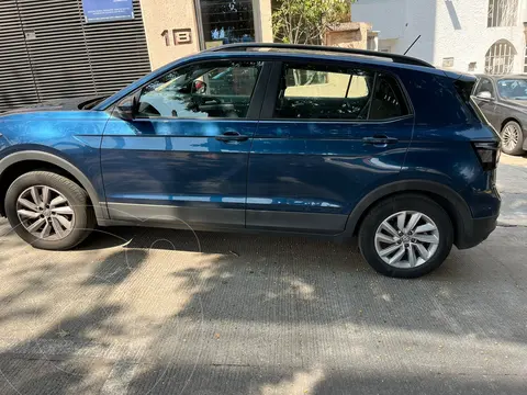 Volkswagen T-Cross Trendline usado (2021) color Azul precio $350,000