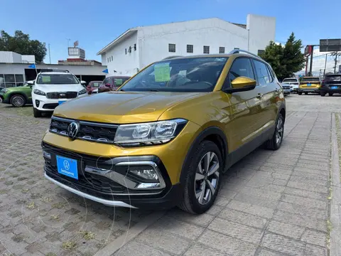Volkswagen T-Cross Comfortline usado (2022) color Amarillo precio $349,000