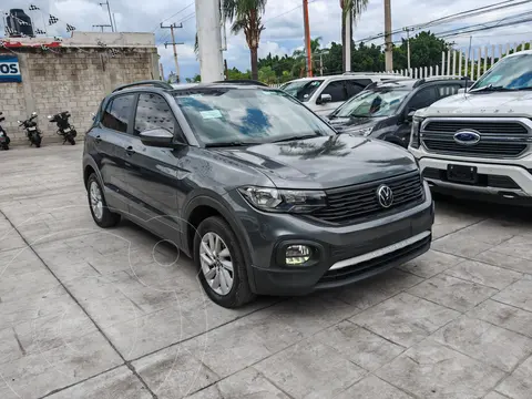 Volkswagen T-Cross Trendline usado (2022) color Gris precio $369,000