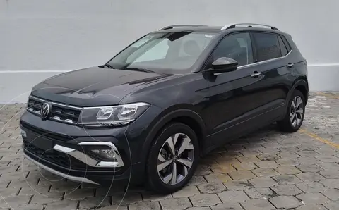 Volkswagen Taigun Comfortline TSI usado (2024) color Gris precio $389,900