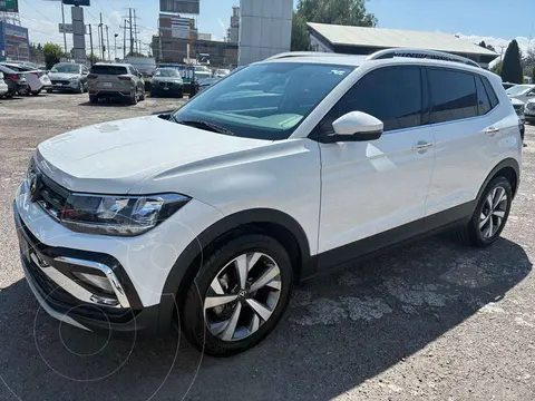 Volkswagen Taigun Comfortline TSI usado (2024) color Blanco financiado en mensualidades(enganche $89,376 mensualidades desde $9,751)