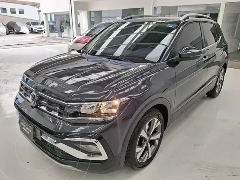 Volkswagen Taigun Comfortline TSI usado (2024) color Gris precio $360,000
