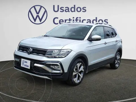 Volkswagen Taigun Comfortline TSI usado (2024) color Plata precio $390,900