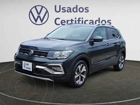 Volkswagen Taigun Comfortline TSI usado (2024) color Gris precio $380,900