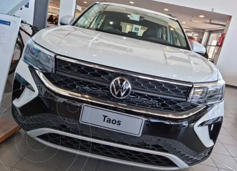 Volkswagen Taos Comfortline Aut nuevo color Blanco financiado en cuotas(anticipo $4.176.900 cuotas desde $113.000)