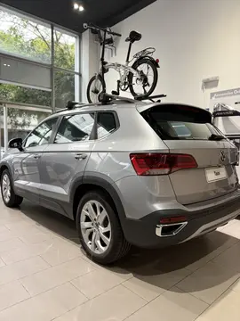 OfertaVolkswagen Taos Comfortline Aut nuevo color Blanco precio $38.695.000