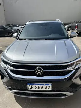 Volkswagen Taos Highline Aut usado (2023) color Gris financiado en cuotas(anticipo $1.600.000 cuotas desde $360.000)