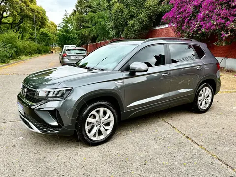 Volkswagen Taos Comfortline Aut usado (2024) color Gris Indy financiado en cuotas(anticipo $4.999.999)