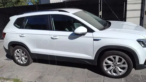 Volkswagen Taos Comfortline Aut usado (2024) color Blanco precio $39.700.000