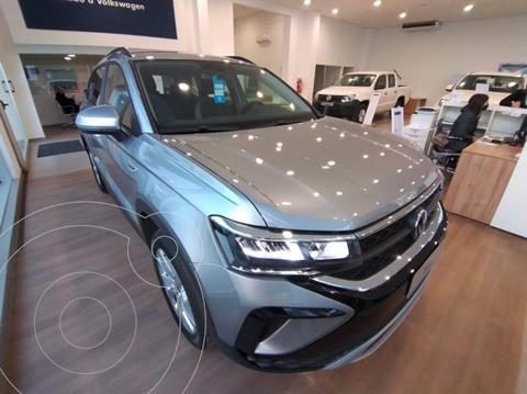 foto Volkswagen Taos Comfortline Aut nuevo color Gris Oscuro precio $4.113.200