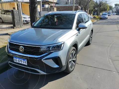 Volkswagen Taos Hero usado (2024) color Gris Indy financiado en cuotas(anticipo $7.999.999)