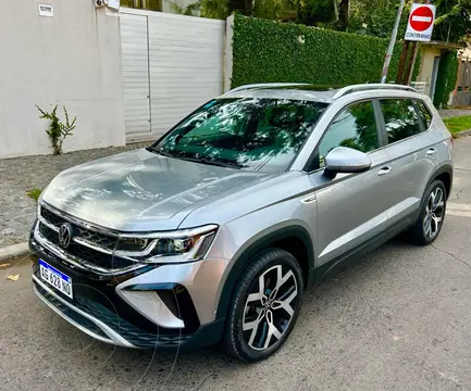Volkswagen Taos Highline Aut usado (2024) color Gris financiado en cuotas(anticipo $4.999.999 cuotas desde $499.999)
