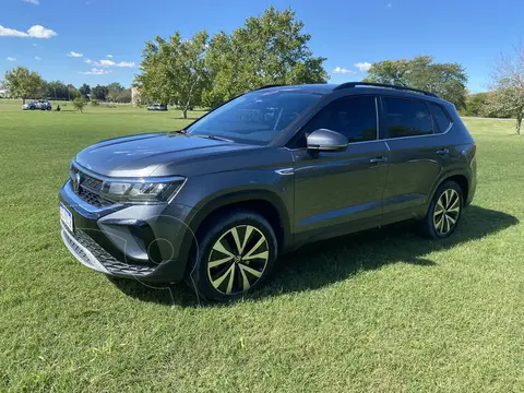 Volkswagen Taos Highline Aut usado (2024) color Gris Indy financiado en cuotas(anticipo $12.999.999 cuotas desde $349.999)