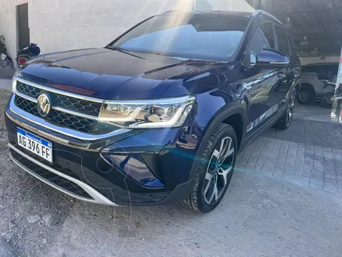 Volkswagen Taos Highline Aut usado (2024) color Azul Atlantico financiado en cuotas(anticipo $15.000.000)