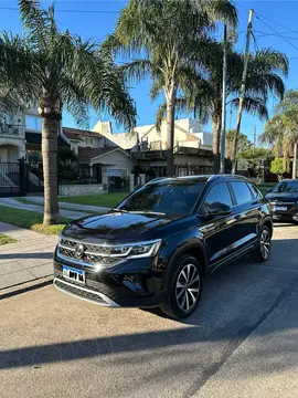 Volkswagen Taos Comfortline Aut usado (2023) color Negro financiado en cuotas(anticipo $3.500.000 cuotas desde $370.000)