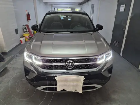 Volkswagen Taos Hero usado (2022) color Beige precio u$s31.800