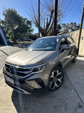 Volkswagen Taos Highline Aut usado (2024) color Beige financiado en cuotas(anticipo $4.999.999 cuotas desde $299.999)