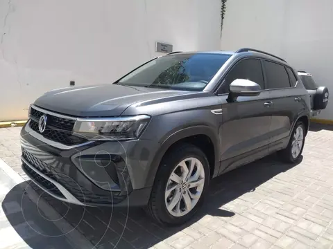 Volkswagen Taos Comfortline Aut usado (2022) color Gris Oscuro financiado en cuotas(anticipo $5.000.000)