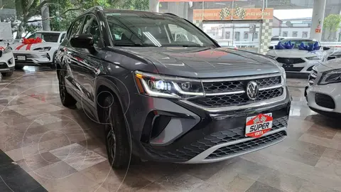 Volkswagen Taos Highline usado (2023) color Gris precio $479,000