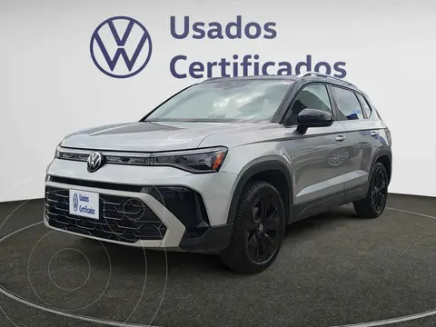 Volkswagen Taos Highline usado (2025) color Plata financiado en mensualidades(enganche $149,875 mensualidades desde $11,466)