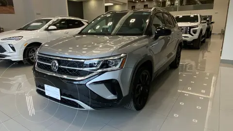 Volkswagen Taos Highline usado (2022) color Gris precio $479,000