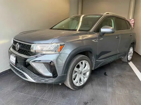 Volkswagen Taos Comfortline usado (2021) color Gris precio $395,000