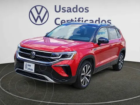 Volkswagen Taos Highline usado (2024) color Rojo financiado en mensualidades(enganche $136,223 mensualidades desde $10,421)