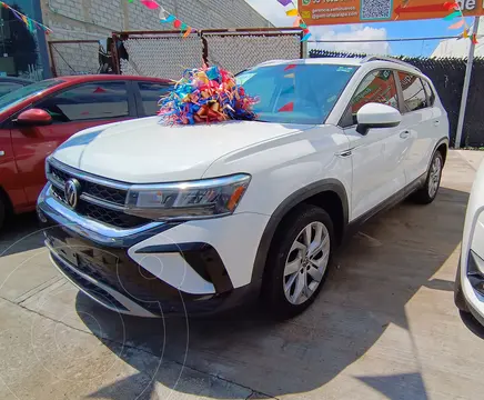 Volkswagen Taos Comfortline usado (2021) color Blanco financiado en mensualidades(enganche $81,681 mensualidades desde $9,008)