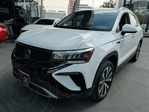 Volkswagen Taos Comfortline usado (2023) color VWAAUTBLANCO PURO financiado en mensualidades(enganche $122,352 mensualidades desde $9,356)