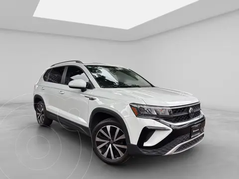 Volkswagen Taos Comfortline usado (2023) color Blanco precio $410,000