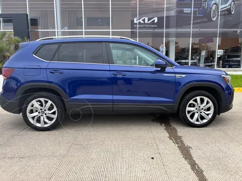 Volkswagen Taos Comfortline Plus usado (2024) color Azul precio $459,900