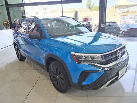 Volkswagen Taos Trendline usado (2021) color Azul precio $369,000