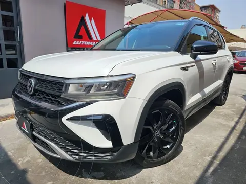 Volkswagen Taos Comfortline usado (2022) color Blanco precio $398,000