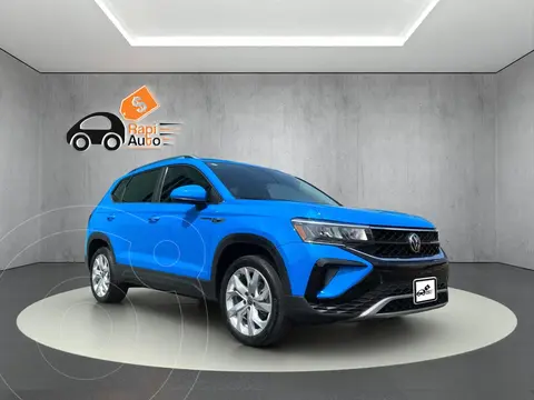 Volkswagen Taos Comfortline usado (2021) color Azul precio $374,500