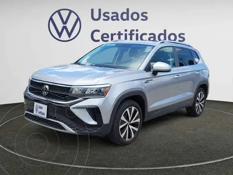 Volkswagen Taos Comfortline usado (2023) color Plata precio $410,900
