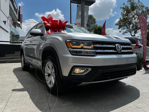 Volkswagen Teramont Comfortline Plus usado (2019) color plateado financiado en mensualidades(enganche $196,460 mensualidades desde $8,266)