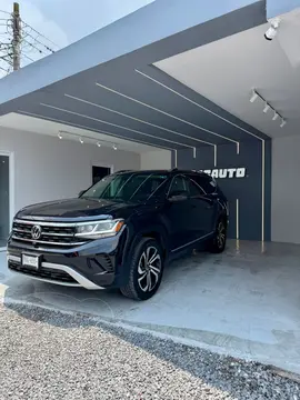 Volkswagen Teramont Highline usado (2023) color Negro Profundo precio $799,000