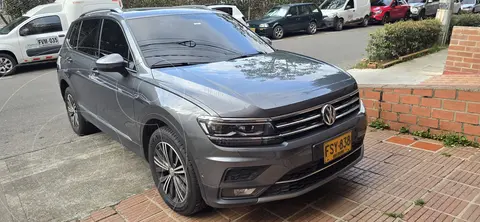 Volkswagen Tiguan AllSpace 2.0L Highine 4x4 usado (2019) color Gris Platino precio $100.000.000