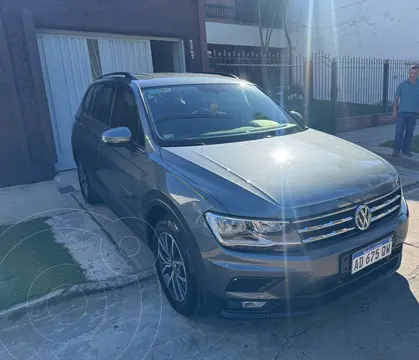Volkswagen Tiguan Allspace 1.4 Comfortline Aut usado (2019) color Gris precio u$s25.000