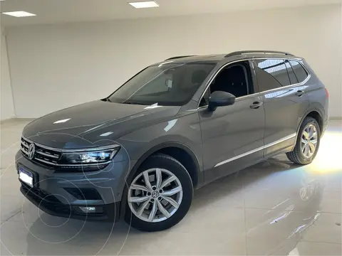 Volkswagen Tiguan Allspace 2.0 Comfortline Aut usado (2018) color Gris Platino precio u$s32.500